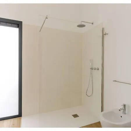 The Pool House In Ponta De Sol Holiday home *