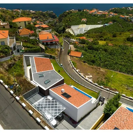 The Pool House In Ponta De Sol * Funchal (Madeira)